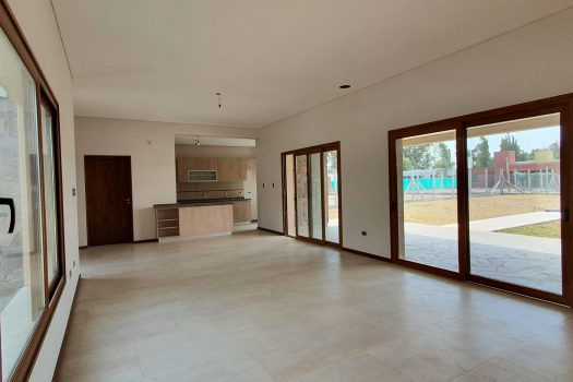 Barrio Privado – Casa de categoría