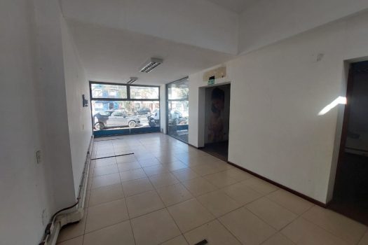 Capital, casa 2 plantas, ideal para oficinas