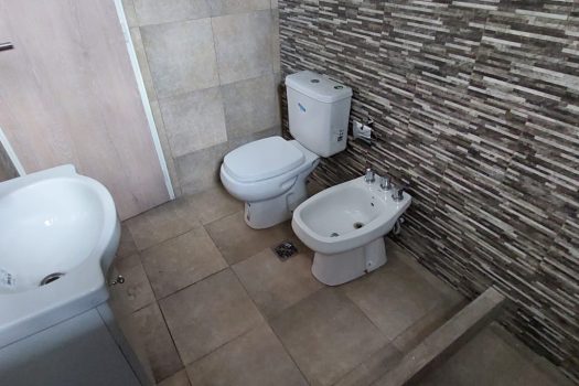 B°Privado, muy amplia, 3 dorm. 2 baños