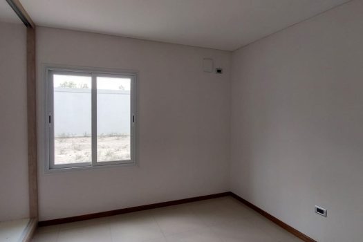 B°Privado, muy amplia, 3 dorm. 2 baños
