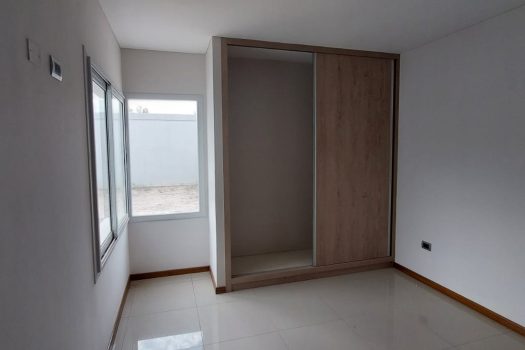 B°Privado, muy amplia, 3 dorm. 2 baños