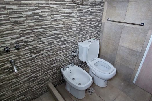 B°Privado, muy amplia, 3 dorm. 2 baños
