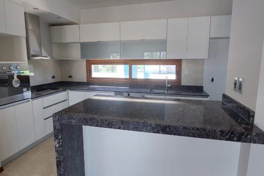 Premium – Casa de categoría 3 dorm. 3 baños