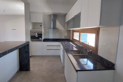 Premium – Casa de categoría 3 dorm. 3 baños