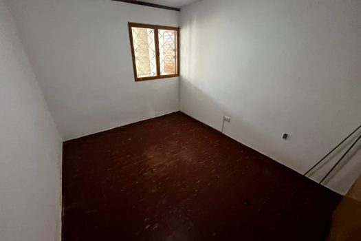 Rawson, casa 3 dorm. con cochera