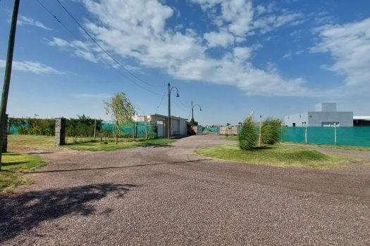 Lote 1500 m2 en complejo privado