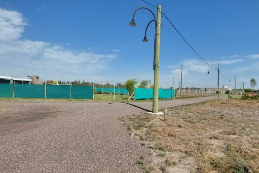 Lote 1500 m2 en complejo privado
