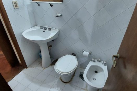 B° Del Bono – 3 dorm. 2 baños, amplio terreno