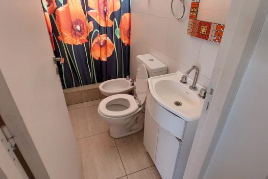 Rivadavia, Dpto. 1 dormitorio con cochera