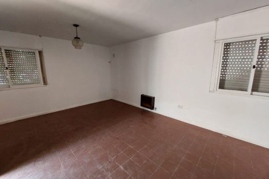 Rawson, casa 2 dorm. zona residencial