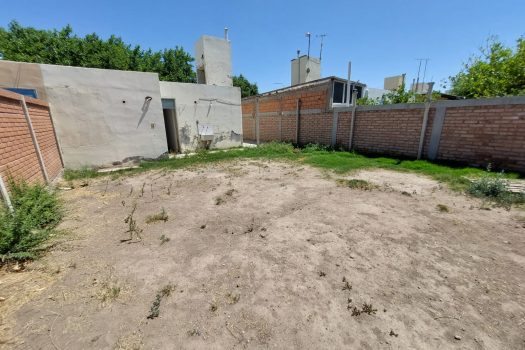 Rawson, casa 2 dorm. zona residencial