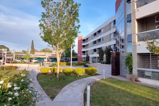 Rivadavia, 2 dorm. cochera y amenities