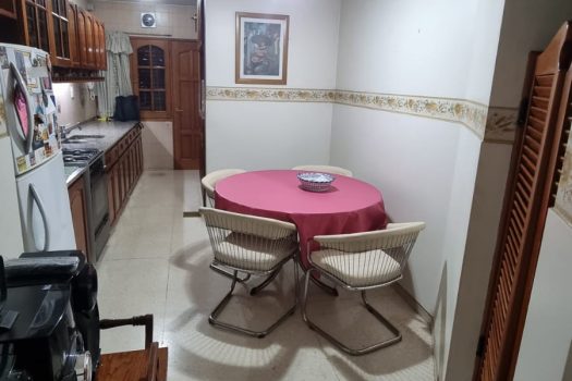 Capital, 3 dorm., 3 baños, 2 plantas