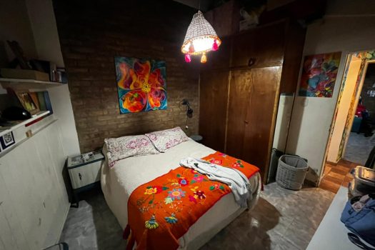 Proxima a Av. Circunvalación, casa 2 dormitorios