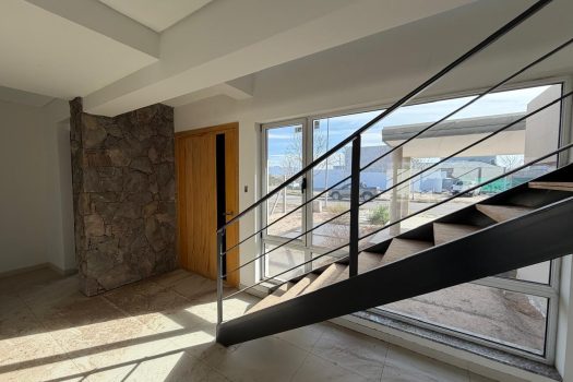 Rivadavia, Casa de categoria 3 dorm. 3 baños