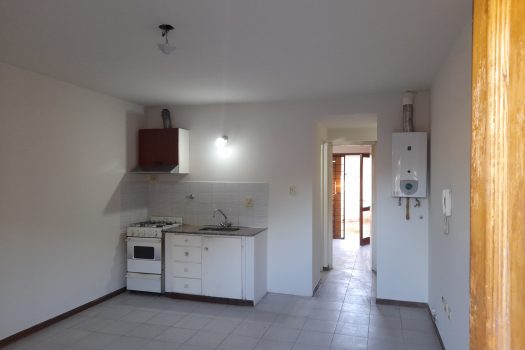Trinidad, 1 dorm. en P. baja y cochera