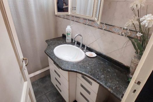 A metros de Libertador, 7 dorm. ideal clínica