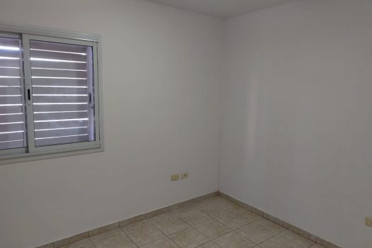 Dpto. céntrico 2 dormitorios, Laprida y Salta