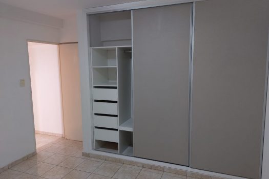 Dpto. céntrico 2 dormitorios, Laprida y Salta