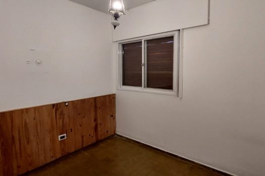 Capital, Casa 3 dorm. con cochera.