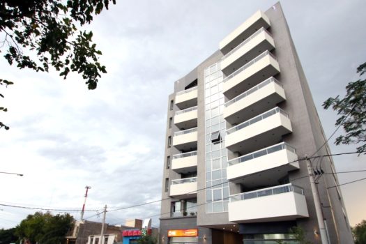 De categoría – 2 dorm. 2 baños y cochera