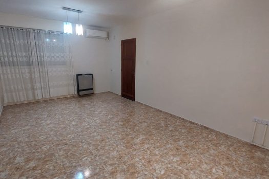 Rivadavia, casa 4 dormitorios, 2 baños