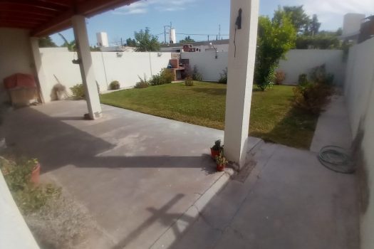 Rivadavia, casa 4 dormitorios, 2 baños