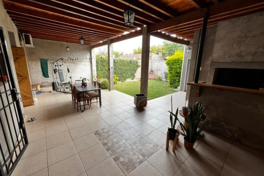 Santa Lucía, excelente punto. Casa 2 dormitorios