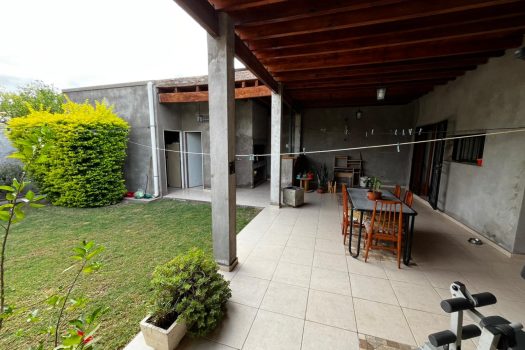 Santa Lucía, excelente punto. Casa 2 dormitorios