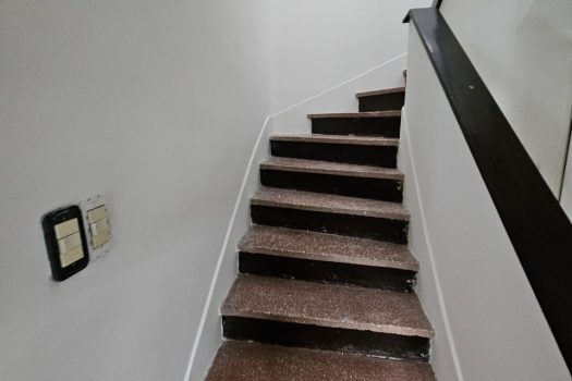 Capital, casa 2 plantas 4 dorm., 2 baños