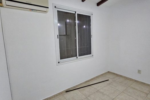 Capital, casa 2 plantas 4 dorm., 2 baños