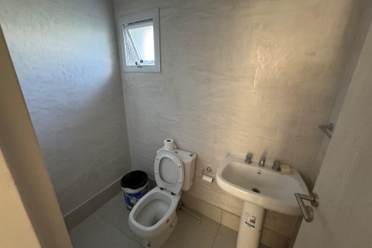 Santa Lucia, local comercial de 239 m2