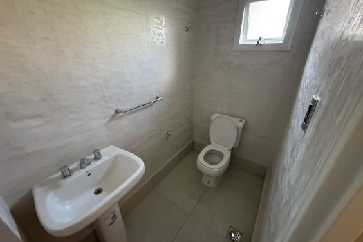 Santa Lucia, local comercial de 239 m2