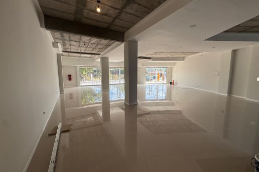 Santa Lucia, local comercial de 239 m2