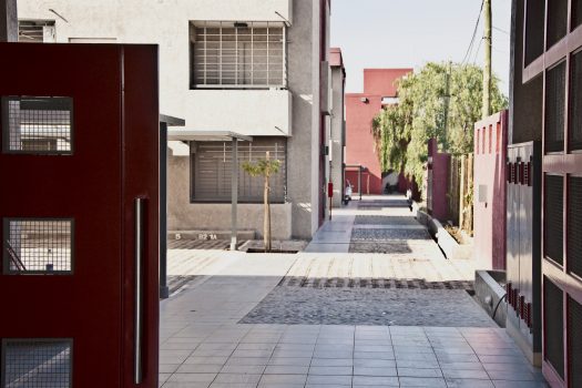 Rivadavia, dpto 1 dorm con cochera.