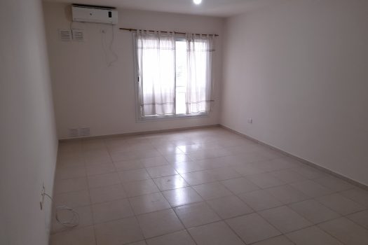 Dpto. sobre Laprida, 2 dorm. y cochera