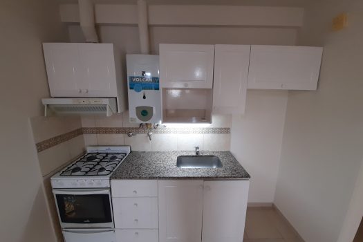 Dpto. sobre Laprida, 2 dorm. y cochera