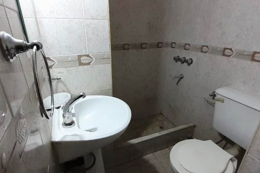 Av. Central casi Av. Paula, dpto. 1 dormitorio