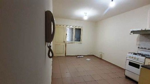 Av. Central casi Av. Paula, dpto. 1 dormitorio