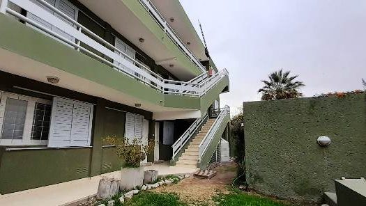 Av. Central casi Av. Paula, dpto. 1 dormitorio