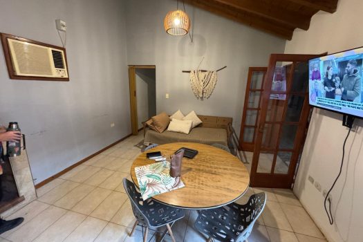 Rivadavia, casa 3 dorm. con cochera.