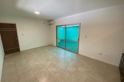 Rivadavia, PBaja, 2 dorm. 2 A/A y cochera