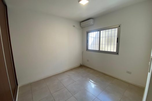 Rivadavia, PBaja, 2 dorm. 2 A/A y cochera
