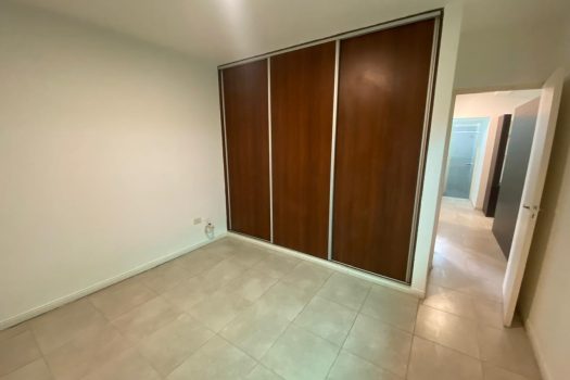 Rivadavia, PBaja, 2 dorm. 2 A/A y cochera