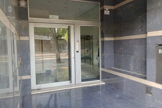 Amoblado, sobre Av. Libertador, dpto 1 dorm