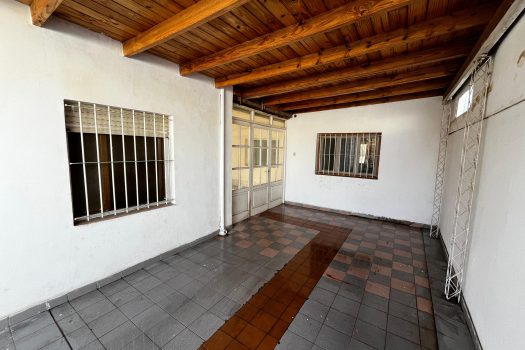 Pocito, casa 3 dormitorios, amplio patio