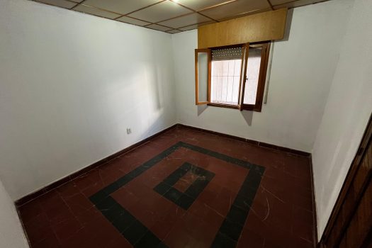 Pocito, casa 3 dormitorios, amplio patio