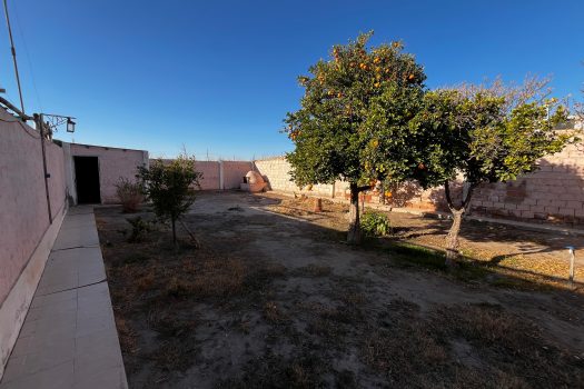 Pocito, casa 3 dormitorios, amplio patio