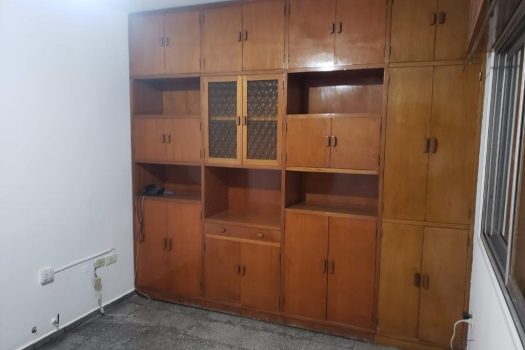 Casa Av. Córdoba y Gnecco 4 dorm. 2 baños