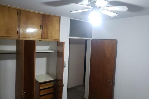 Casa Av. Córdoba y Gnecco 4 dorm. 2 baños